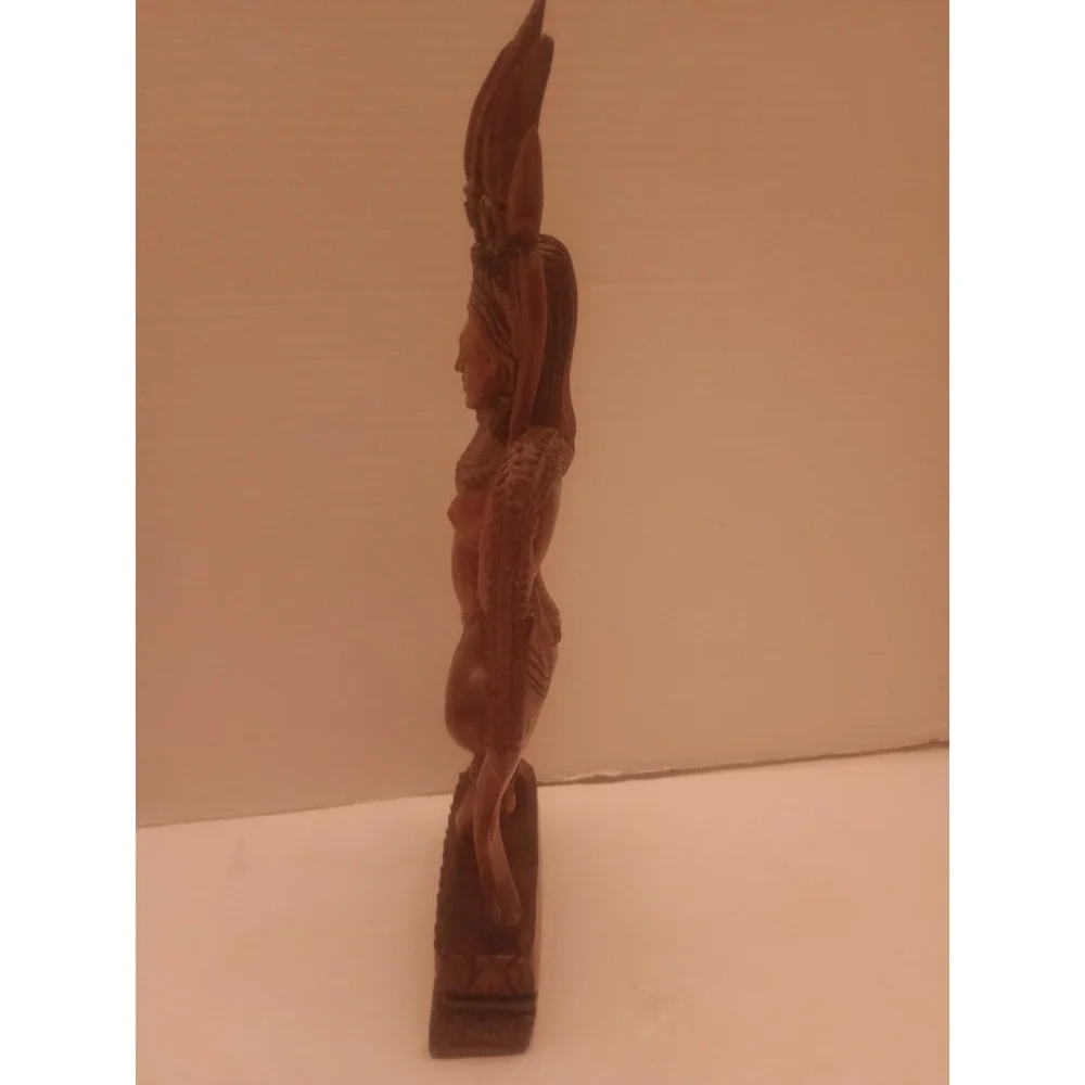 Wooden Ships space looking dancing